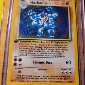 Machamp 8/102 Near Mint Vintage 1st Edition Halo Pokemon card Rare